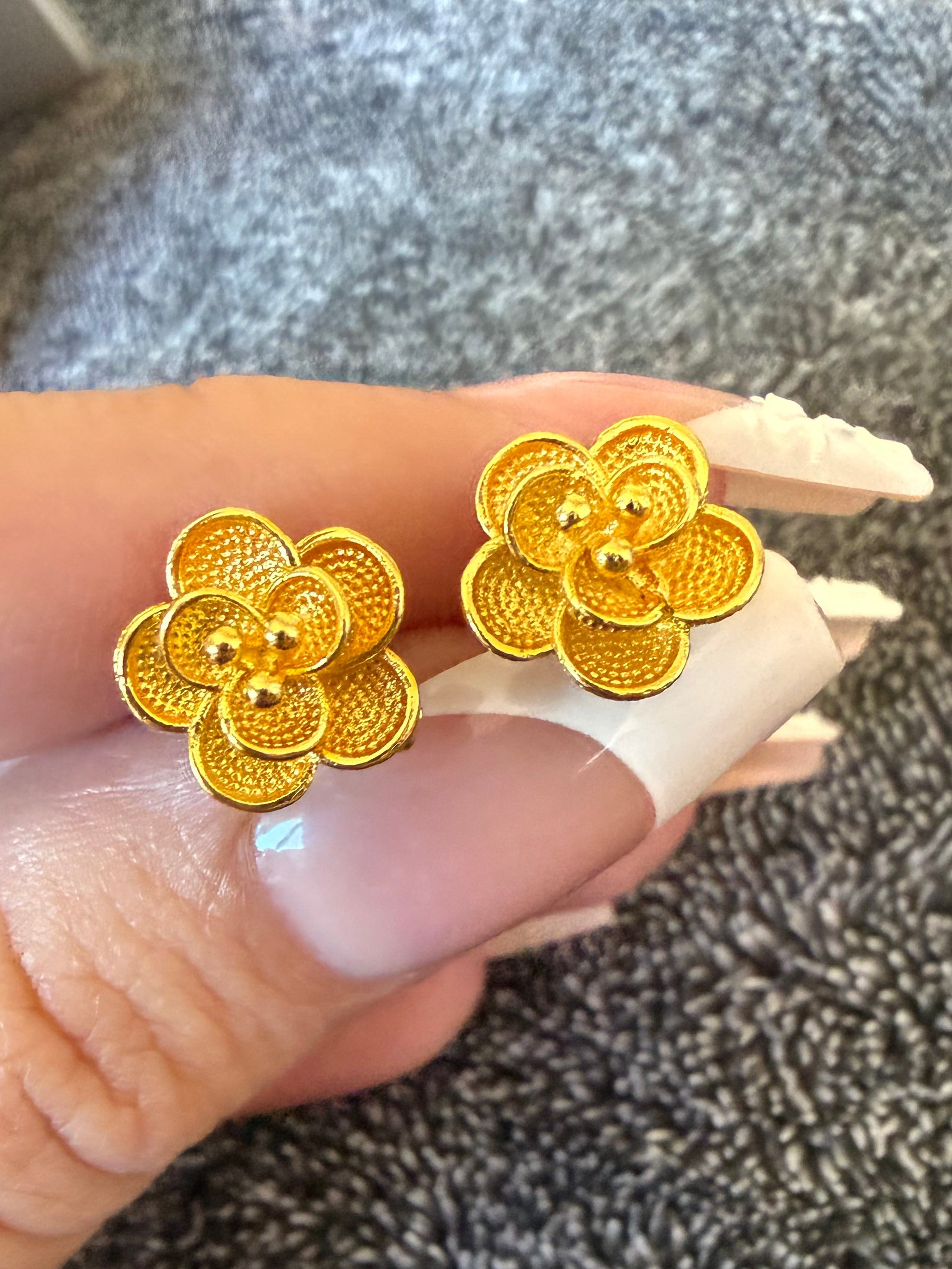 24K FLOWER EARRINGS