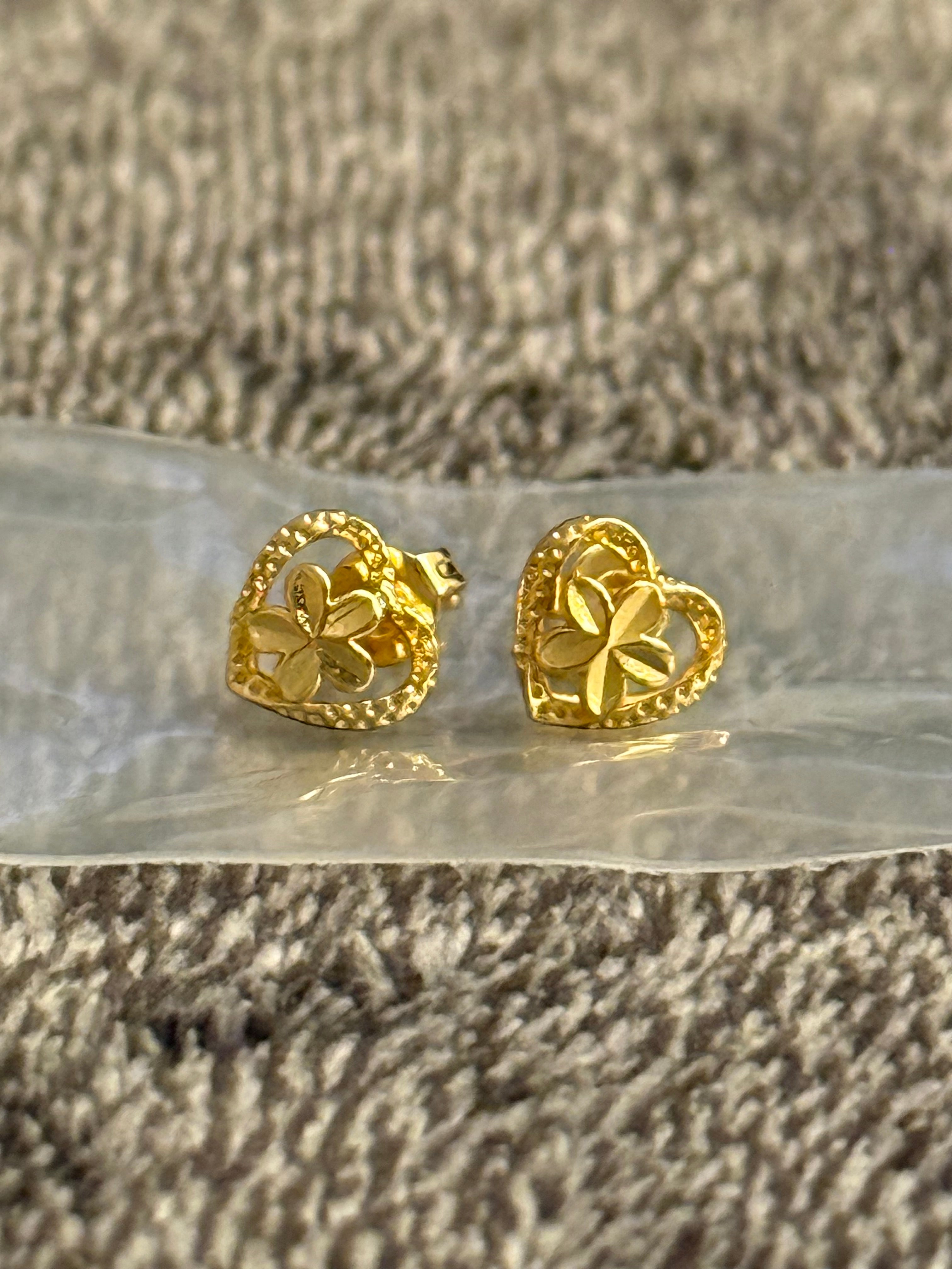 24K HEART FLOWER EARRINGS